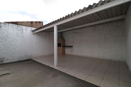 Casa de condomínio para alugar com 90m², 2 quartos e 2 vagasVaranda