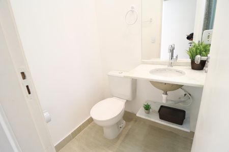 Casa de condomínio para alugar com 90m², 2 quartos e 2 vagasBanheiro do Quarto 1