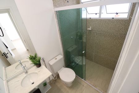 Casa de condomínio para alugar com 90m², 2 quartos e 2 vagasBanheiro do Quarto 2
