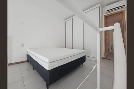 Apartamento para alugar com 54m², 1 quarto e 1 vaga