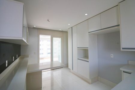 Cozinha de apartamento para alugar com 4 quartos, 274m² em Campo Belo, São Paulo