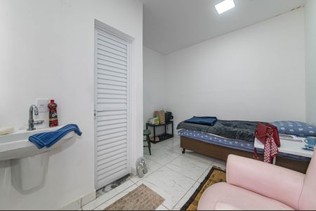 Quarto de Serviço de casa à venda com 3 quartos, 200m² em Santo Amaro, São Paulo