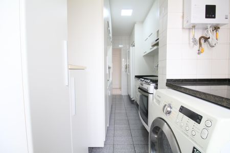 Área de Serviço de apartamento à venda com 3 quartos, 68m² em Vila Andrade, São Paulo