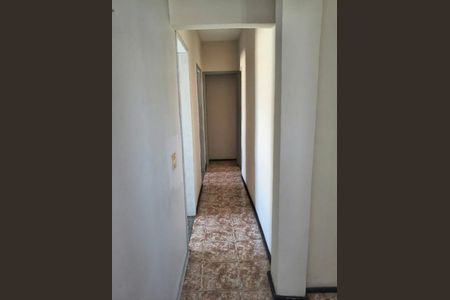 Corredor de apartamento para alugar com 2 quartos, 63m² em Anchieta, Nilópolis