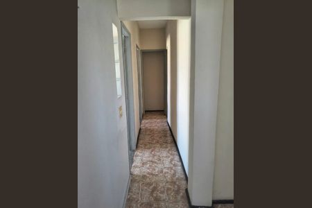 Corredor de apartamento para alugar com 2 quartos, 63m² em Anchieta, Nilópolis