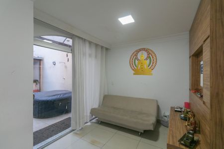 Apartamento à venda com 3 quartos, 135m² em Alto Caiçaras, Belo Horizonte