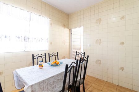 Cozinha de casa à venda com 4 quartos, 200m² em Vila Bancaria Munhoz, São Paulo