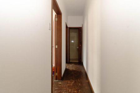 Corredor de apartamento para alugar com 2 quartos, 55m² em Centro Histórico, Porto Alegre