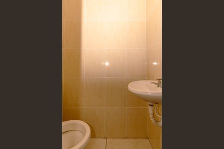 Banheiro de apartamento para alugar com 2 quartos, 55m² em Centro Histórico, Porto Alegre