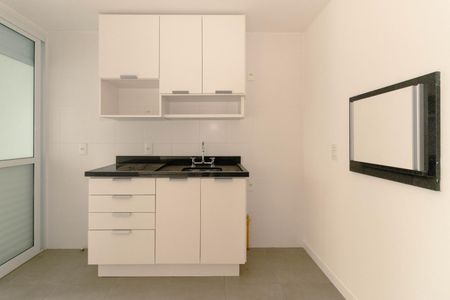 Cozinha de apartamento para alugar com 1 quarto, 48m² em Jardim do Salso, Porto Alegre