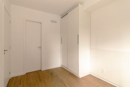 Quarto de apartamento para alugar com 1 quarto, 48m² em Jardim do Salso, Porto Alegre