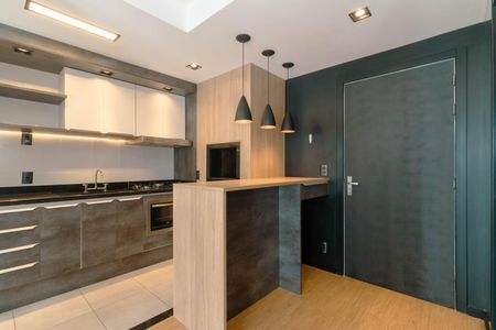 Cozinha de apartamento para alugar com 1 quarto, 48m² em Jardim do Salso, Porto Alegre