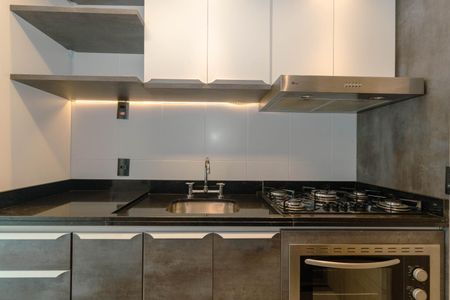 Cozinha de apartamento para alugar com 1 quarto, 48m² em Jardim do Salso, Porto Alegre