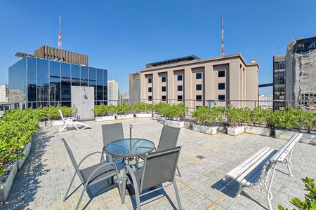 Apartamento à venda com 140m², 2 quartos e 1 vaga Apartamento à venda com 140m², 2 quartos e 1 vagaÁrea comum - Terraço