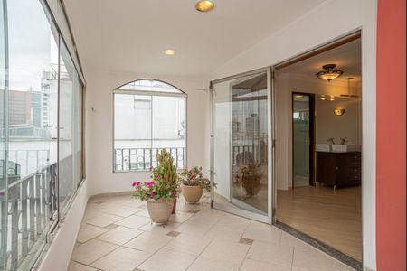 Apartamento à venda com 140m², 2 quartos e 1 vaga Apartamento à venda com 140m², 2 quartos e 1 vagaVaranda da Suíte 2
