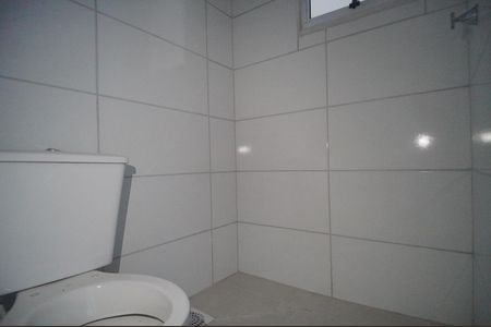 Banheiro de apartamento para alugar com 2 quartos, 43m² em Canudos, Novo Hamburgo