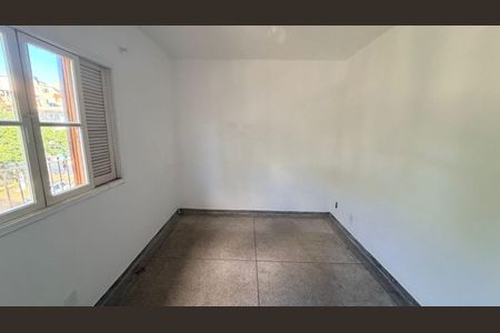 Casa à venda com 5 quartos, 250m² em Jardim São Bernardo, São Paulo
