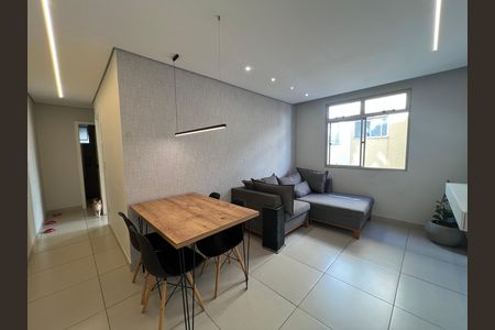 Sala de apartamento para alugar com 2 quartos, 73m² em Castelo, Belo Horizonte