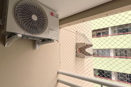 Varanda da Sala de apartamento para alugar com 2 quartos, 119m² em Vila Mathias, Santos