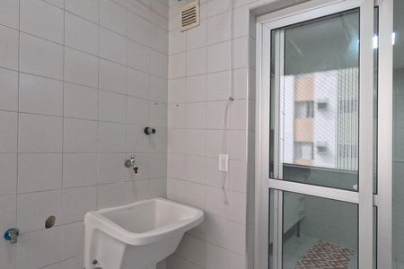 Área da Serviço de apartamento para alugar com 2 quartos, 119m² em Vila Mathias, Santos