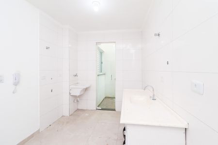 Cozinha de apartamento para alugar com 2 quartos, 40m² em Cidade Líder, São Paulo