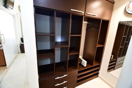 Quarto - Armários de apartamento para alugar com 1 quarto, 84m² em Centro, Campinas