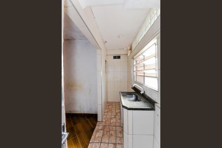Cozinha de casa para alugar com 1 quarto, 30m² em Vila Marilda, Guarulhos