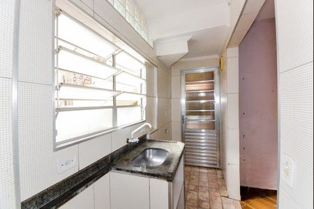Cozinha de casa para alugar com 1 quarto, 30m² em Vila Marilda, Guarulhos