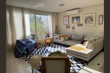 Casa de Condomínio à venda com 3 quartos, 172m² em Fazenda Santana, Vinhedo