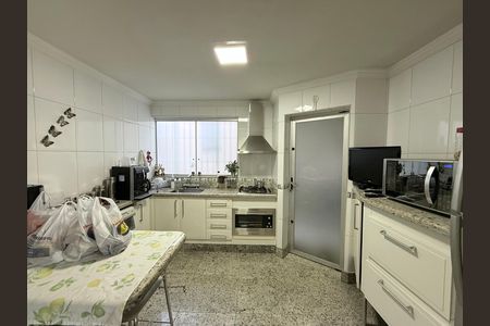Cozinha de casa à venda com 4 quartos, 300m² em Alto Caiçaras, Belo Horizonte