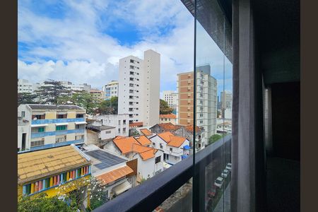 vistas  de apartamento para alugar com 2 quartos, 66m² em Barra, Salvador