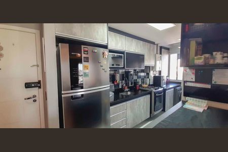 Cozinha de apartamento à venda com 2 quartos, 56m² em Vila Osasco, Osasco