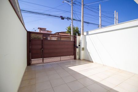 Garagem  de casa para alugar com 2 quartos, 68m² em Jardim Sao Paulo, Sorocaba