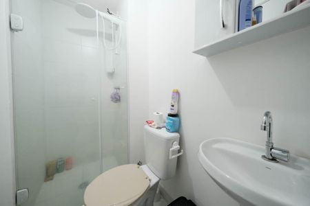 Banheiro de apartamento para alugar com 2 quartos, 32m² em Engenheiro Goulart, São Paulo