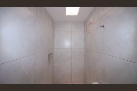 Banheiro 1 de casa para alugar com 2 quartos, 100m² em Vila Independencia, São Paulo