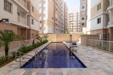 Apartamento para alugar com 37m², 2 quartos e sem vaga Apartamento para alugar com 37m², 2 quartos e sem vagaPiscina