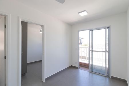 Apartamento para alugar com 37m², 2 quartos e sem vaga Apartamento para alugar com 37m², 2 quartos e sem vagaSala