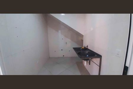 Área de Serviço de casa para alugar com 3 quartos, 107m² em Jardim Primeiro de Maio (chacara Fazendinha), Osasco