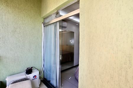 Varanda da Suíte de casa para alugar com 3 quartos, 240m² em Sapucaias, Contagem