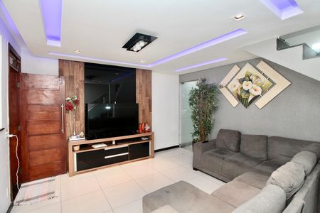 Sala de casa para alugar com 3 quartos, 240m² em Sapucaias, Contagem