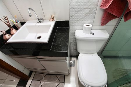 Banheiro Social de casa para alugar com 3 quartos, 240m² em Sapucaias, Contagem