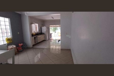 Casa à venda com 3 quartos, 199m² em Jardim Thelma, São Bernardo do Campo