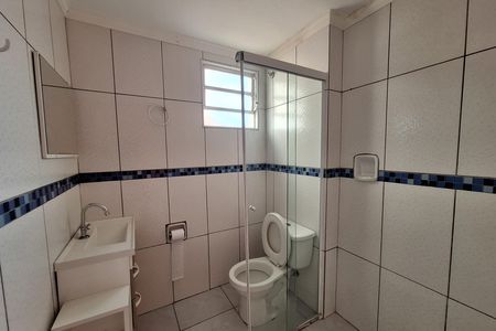 Banheiro de apartamento para alugar com 2 quartos, 55m² em Jardim Ipanema, Santo André