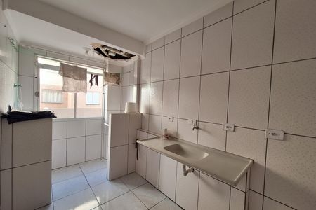 Cozinha de apartamento para alugar com 2 quartos, 55m² em Jardim Ipanema, Santo André