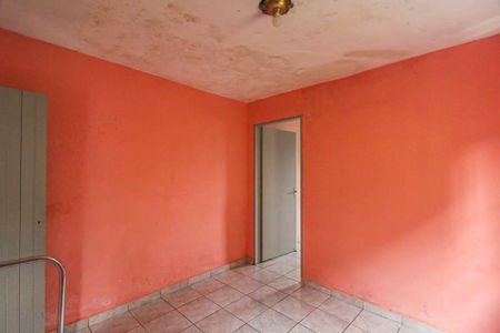 Quarto 2 de casa para alugar com 2 quartos, 60m² em São Rafael, São Paulo