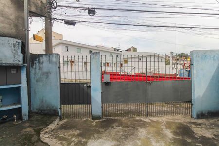 Garagem de casa para alugar com 2 quartos, 60m² em São Rafael, São Paulo
