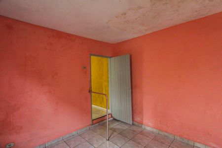 Quarto 2 de casa para alugar com 2 quartos, 60m² em São Rafael, São Paulo