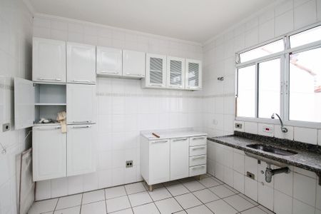 Cozinha de casa de condomínio para alugar com 3 quartos, 90m² em Jardim Belizário, Cotia
