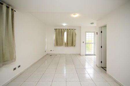 Sala de casa de condomínio para alugar com 3 quartos, 90m² em Jardim Belizário, Cotia