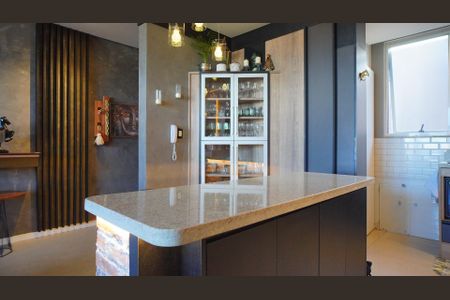 Cozinha de apartamento para alugar com 3 quartos, 105m² em Petrópolis, Porto Alegre